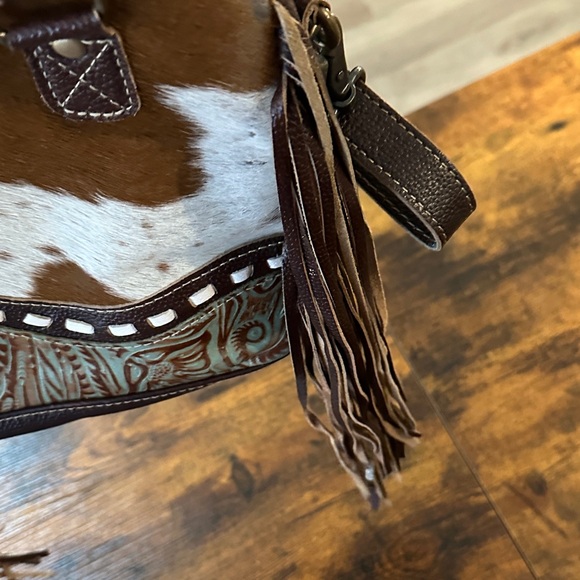 Myra Brown and Cream Fringe Handbag - Picture 7 of 9